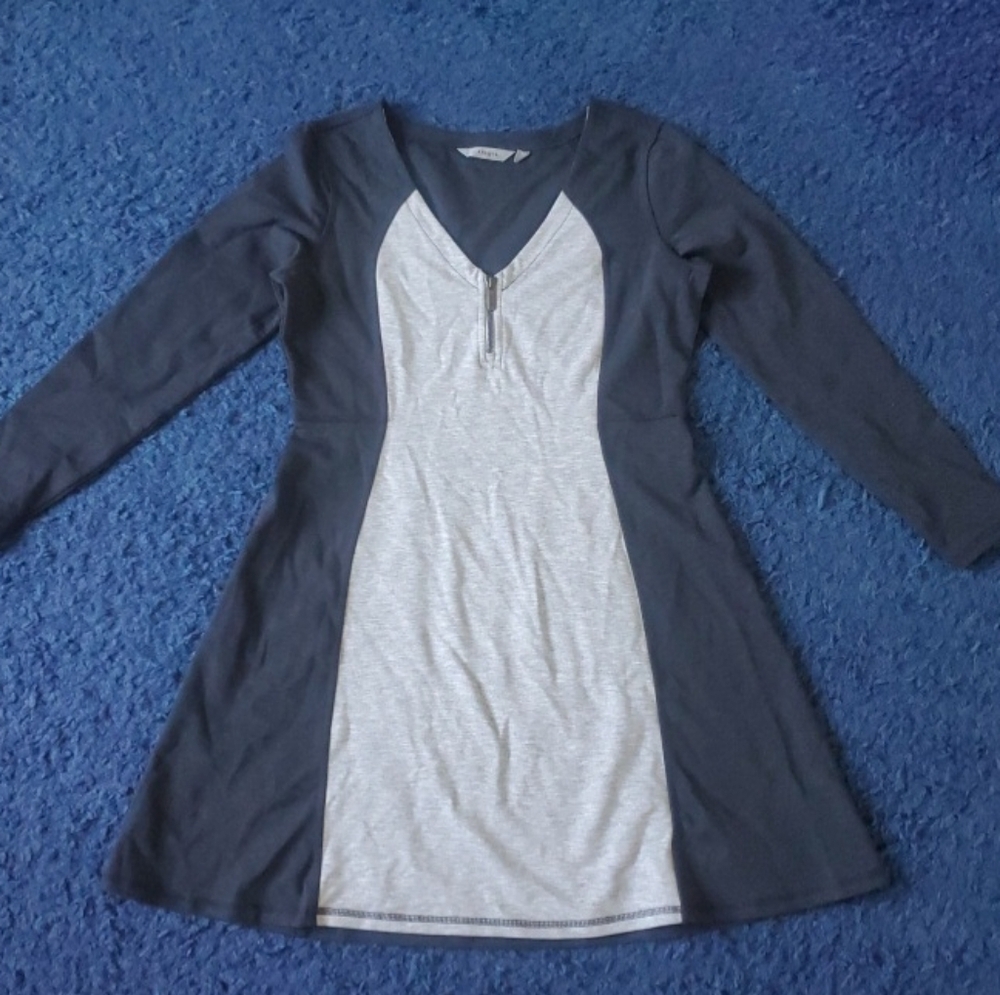 Athleta Two-Tone Quarter Zip A-Line Mini Dress Long Sleeve Gray & Black Size MP - Picture 2 of 9